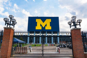 Cozy Downtown Ann Arbor Condo - Near UM Stadium